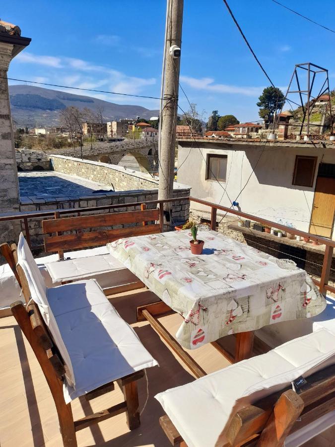 Gorica'S Bridge Hotel Berat Exterior photo