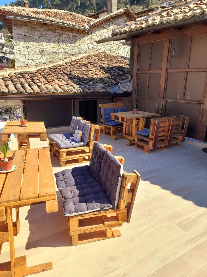Gorica'S Bridge Hotel Berat Exterior photo